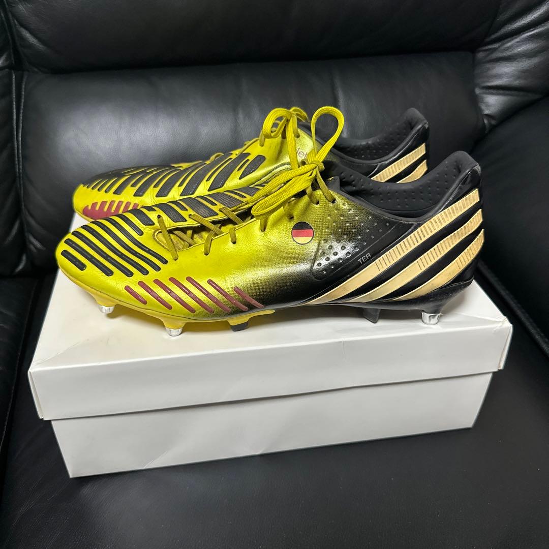 テアシュテーゲン　実使用スパイク　証明書付き アディダス プレデター　バルセロナ
