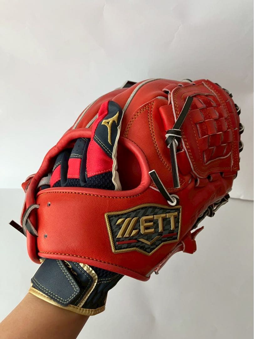 定価 64,900円　硬式 グローブ プロステイタス　日本製　内野　源田モデル