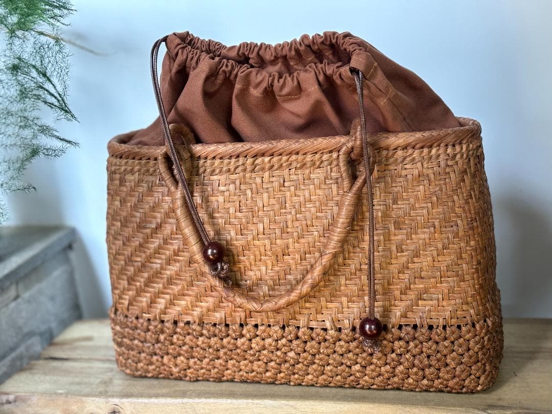 山葡萄 かごバッグ 網代編み 職人手編み 変則二重編み 籠 手提げ 内布あり