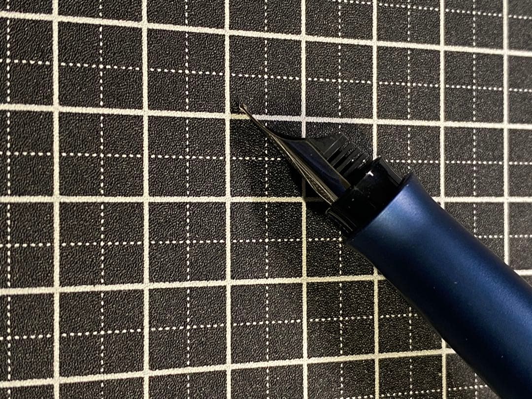 PELIKAN P360 EPOCH Sapphire-blue 万年筆　字幅M