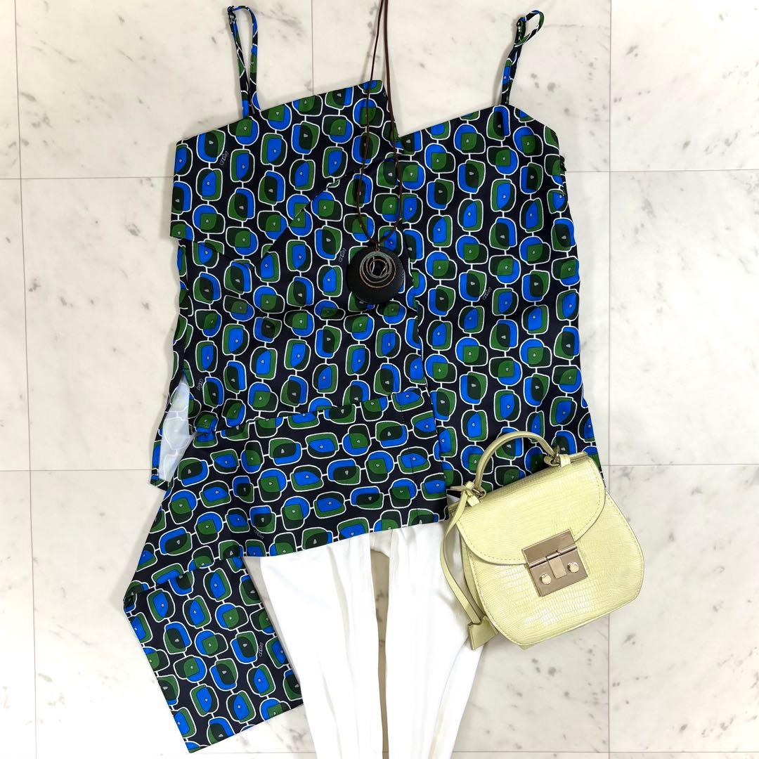 極美品 UN3D. グラデーションジオメトリックキャミソール F 洗える