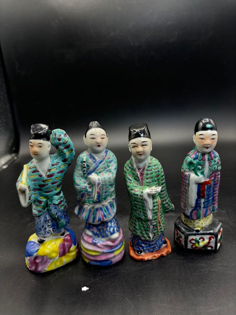 中国美術 古玩 色絵陶人形 陶器人形 高さ約13cm 置物 オブジェ 古董品