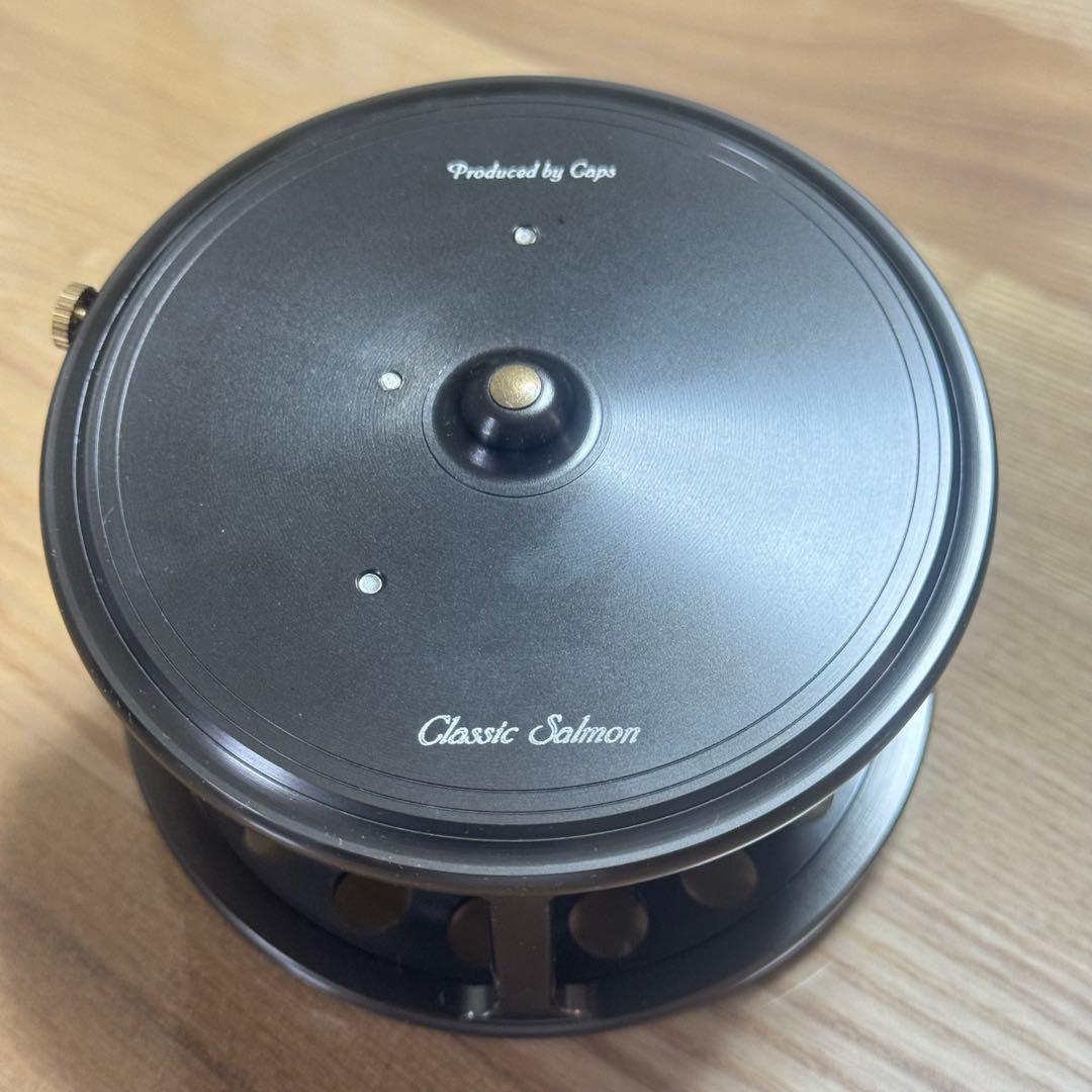 Caps Classic Salmon フライリール サーモンクラシック