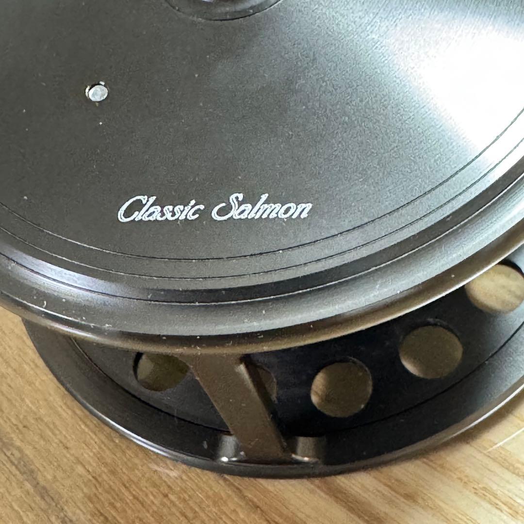 Caps Classic Salmon フライリール サーモンクラシック