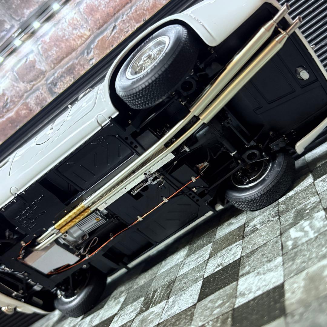 1/18 CMC アストンマーチン DB4 ザガート Le Mans 1961