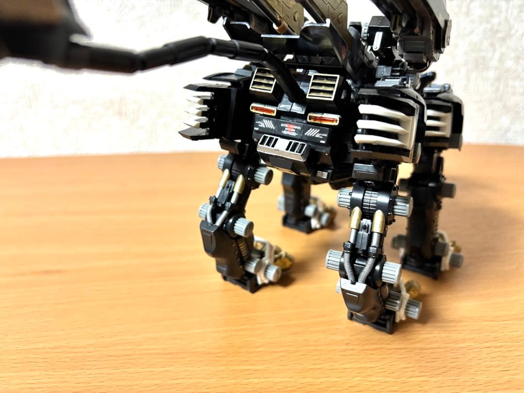 HMM ブレードライガーAB 塗装済み 完成品 コトブキヤ プラモデル ゾイド