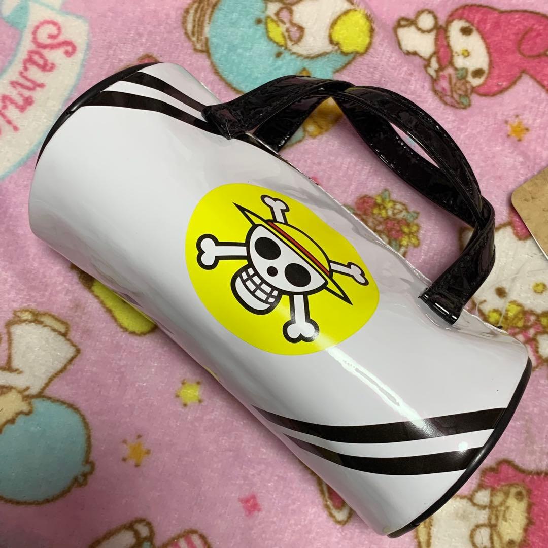 【当時物】台湾限定　ワンピースエナメル　ミニボストン