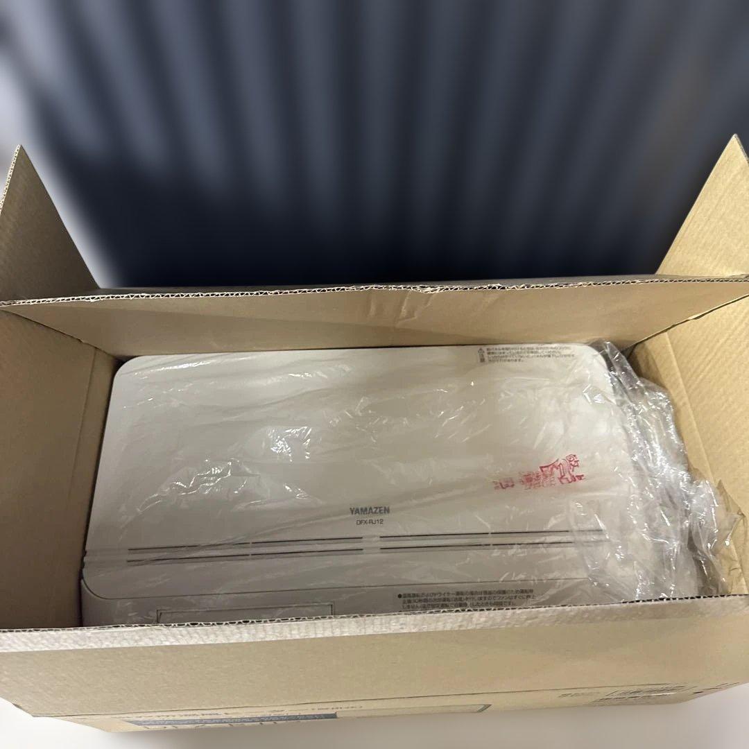 新品未使用品　山善　脱衣所温風ヒーター　DFX−RJ12 2016年製