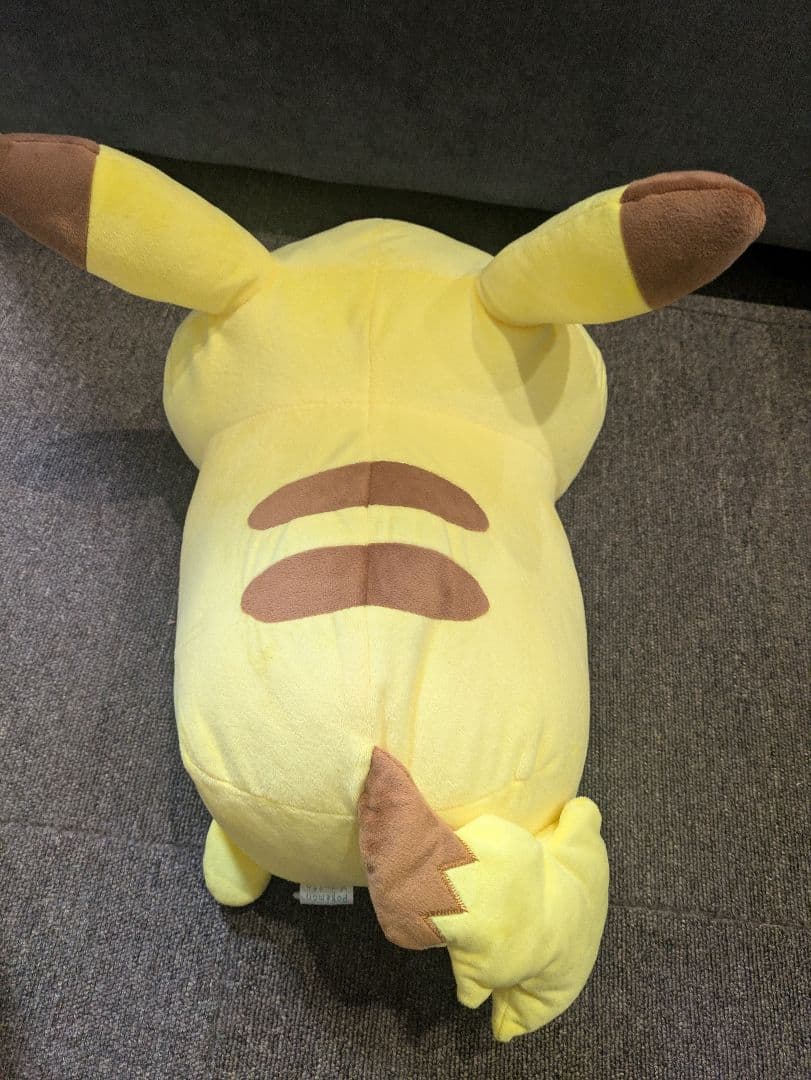 ポケモンセンター限定 yurutto カナヘイ ぬいぐるみクッション ピカチュウ