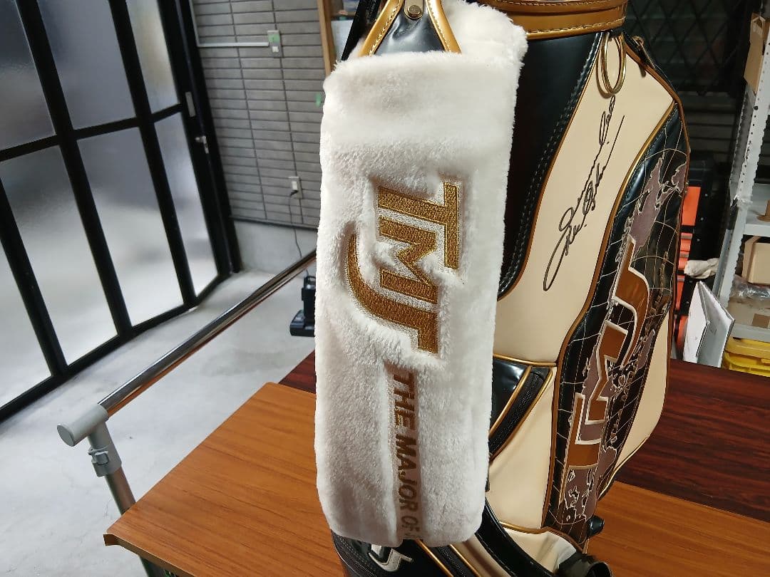 キャディバッグ　ジャンボ尾崎さん　TMJ