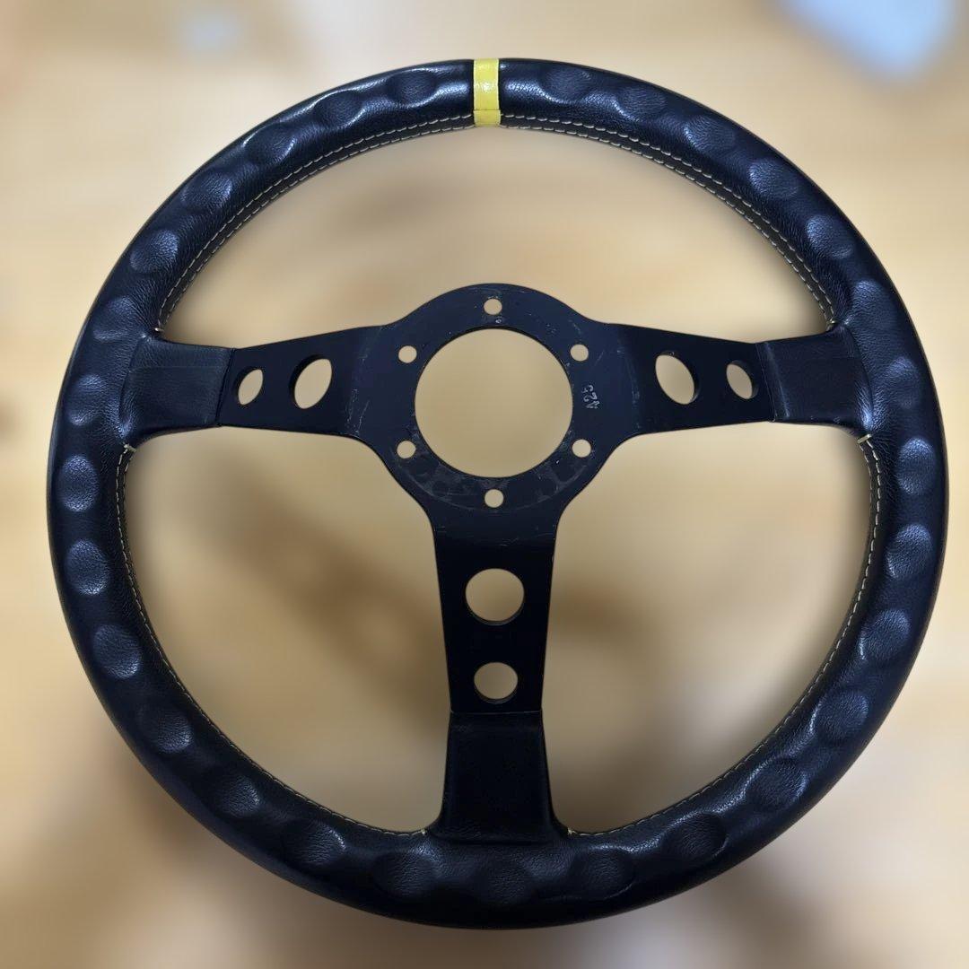 momo ステアリング MOD.07 ブラックレザー