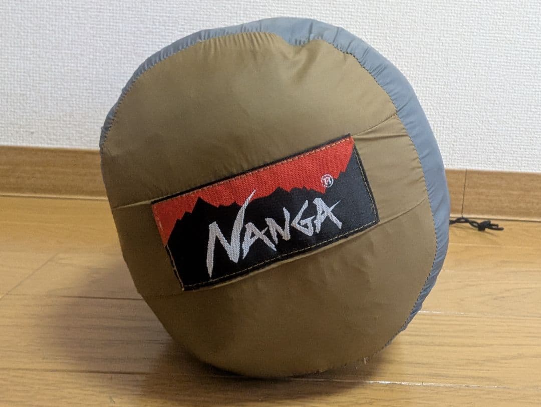 NANGA ダウンシュラフ オリーブグリーン/グレー