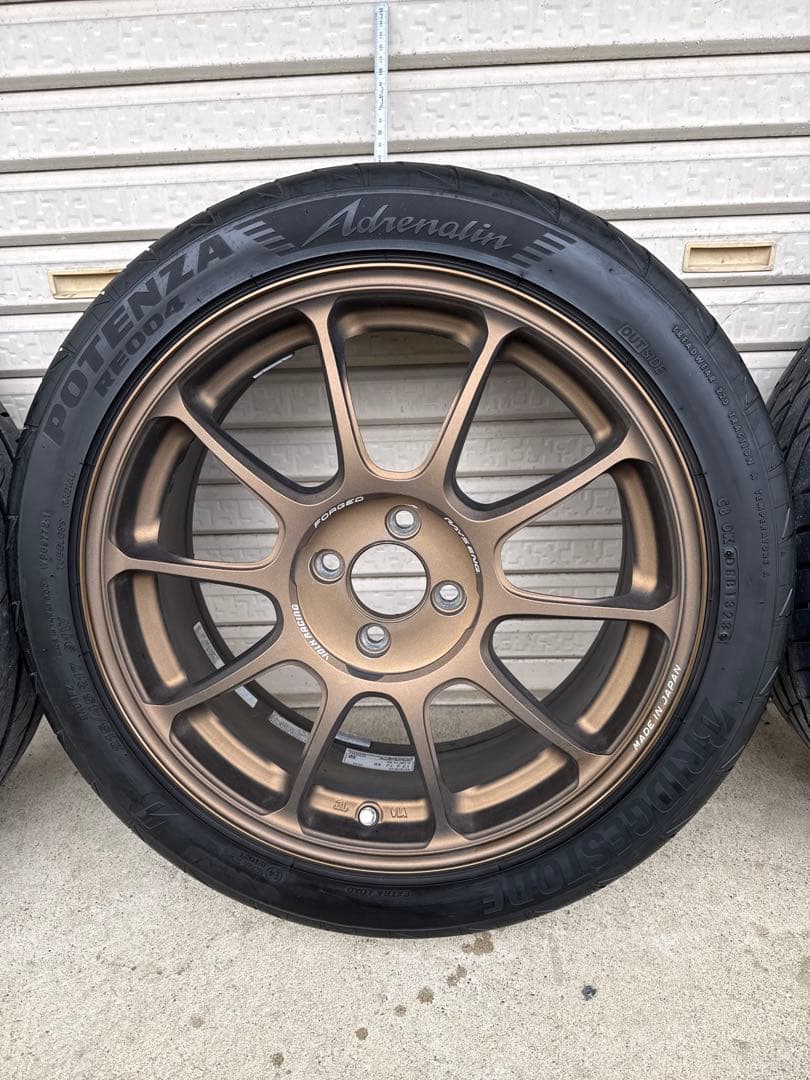 か*な様 RAYS ボルクレーシング ZE40 17インチ