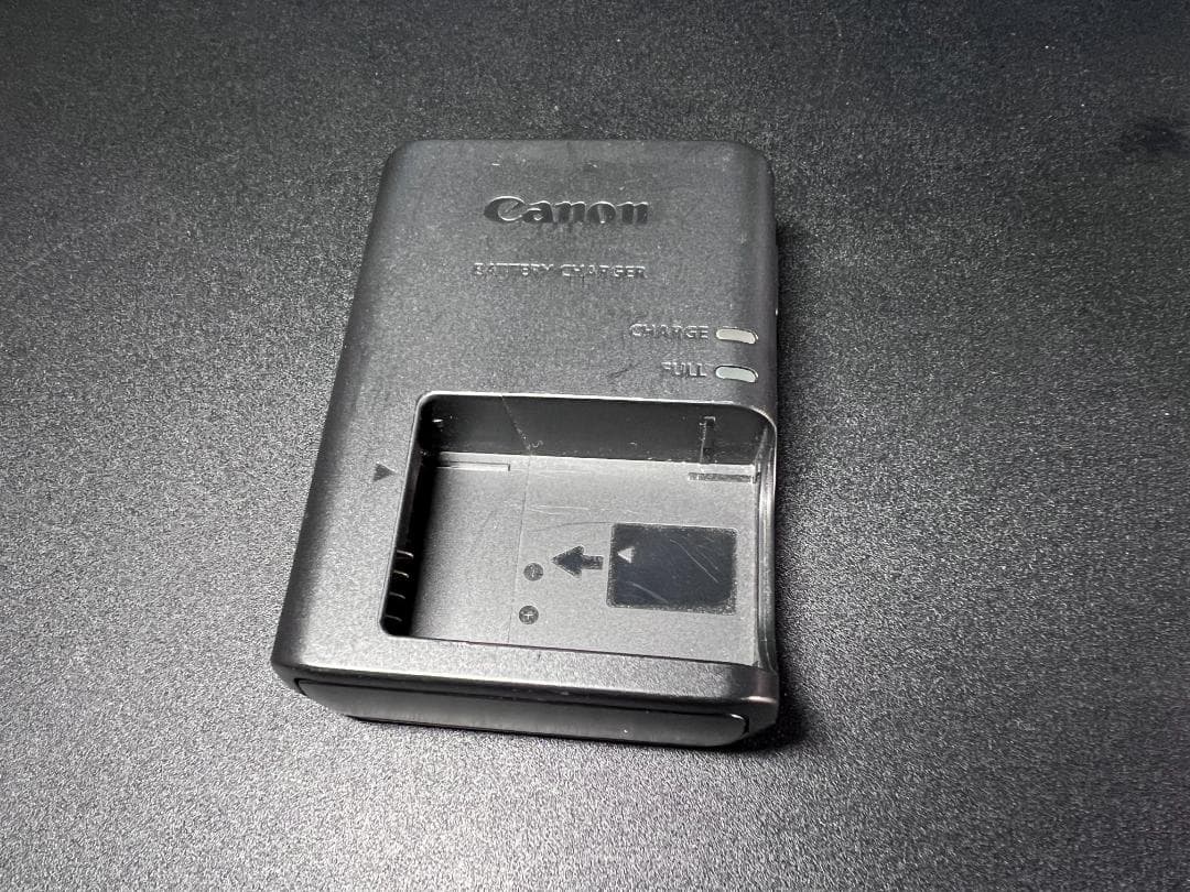 【美品】Canon EOS Kiss X7 ホワイト（レンズ2個、外箱など）