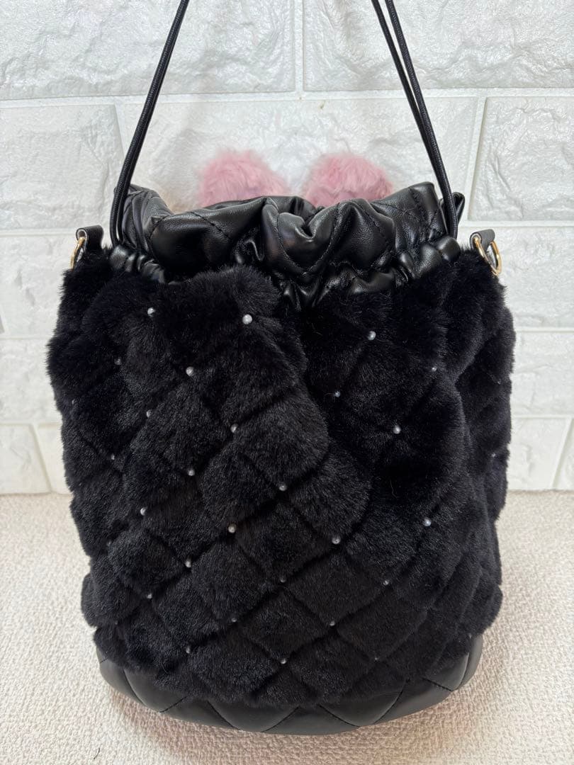 あ*こ様 コヤンイサムチョン　丸底巾着ファーバッグ　ルミちゃん　ピンクうさちゃん