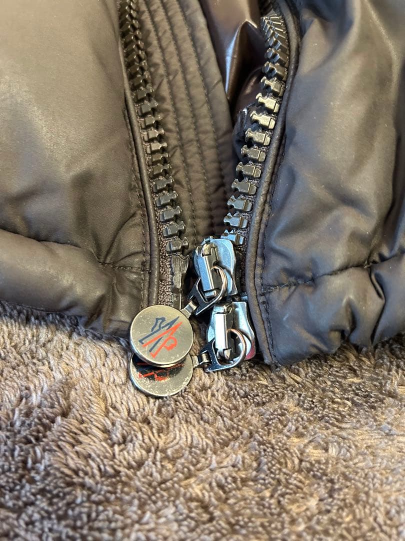MONCLER ダウンジャケット ブラウン　サイズ2