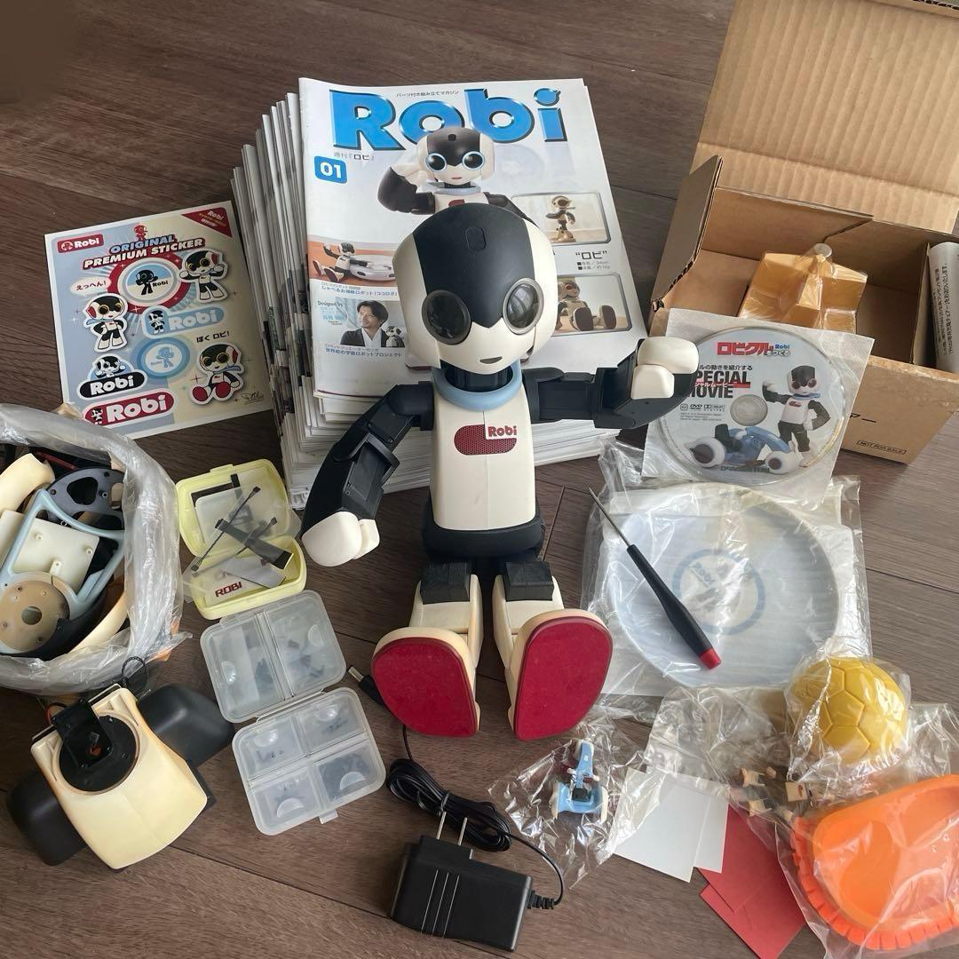 Robi ロビ ディアゴスティーニ　本体完成品＋付属品