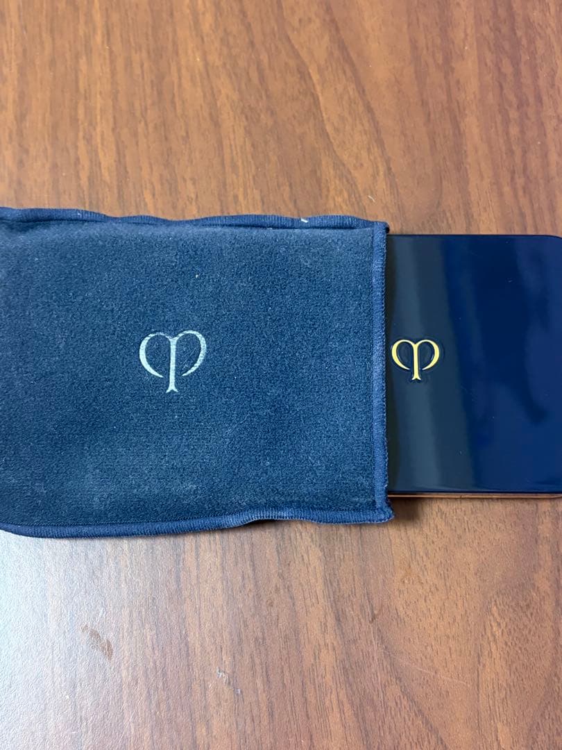 クレドポーボーテ　タンプードルエクラⅡ　パウダーファンデーション