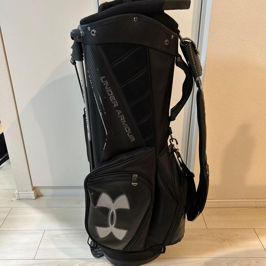 希少　UNDER ARMOUR アンダーアーマーキャディバッグ ブラック　ゴルフ