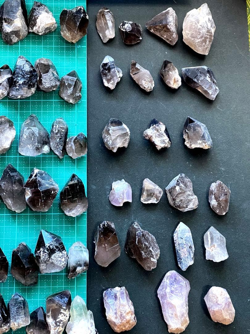 天然スモーキークォーツ・トルマリン　72　＋21点セットプリゼント・ベトナム産