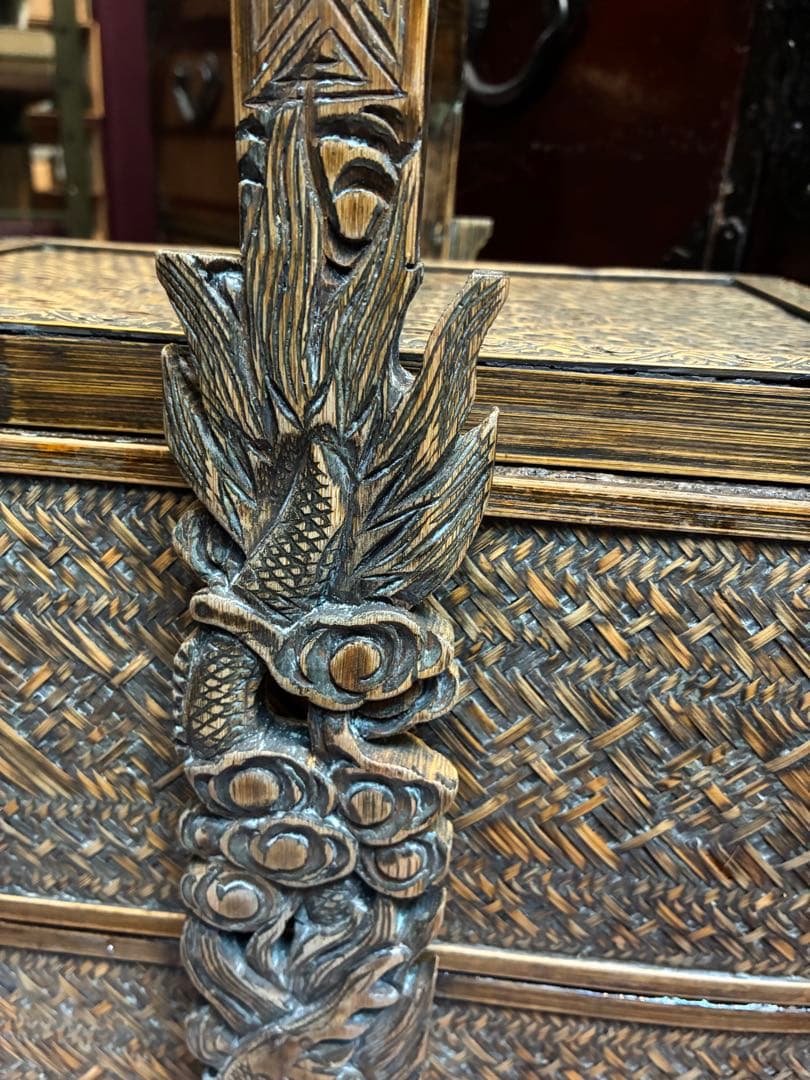 茶道具　煎茶道具入れ　籠　提藍　骨董品　彫刻　木製　網代編み　2段式