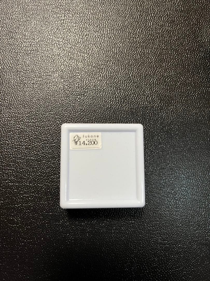 ブルーサファイア　0.32ct