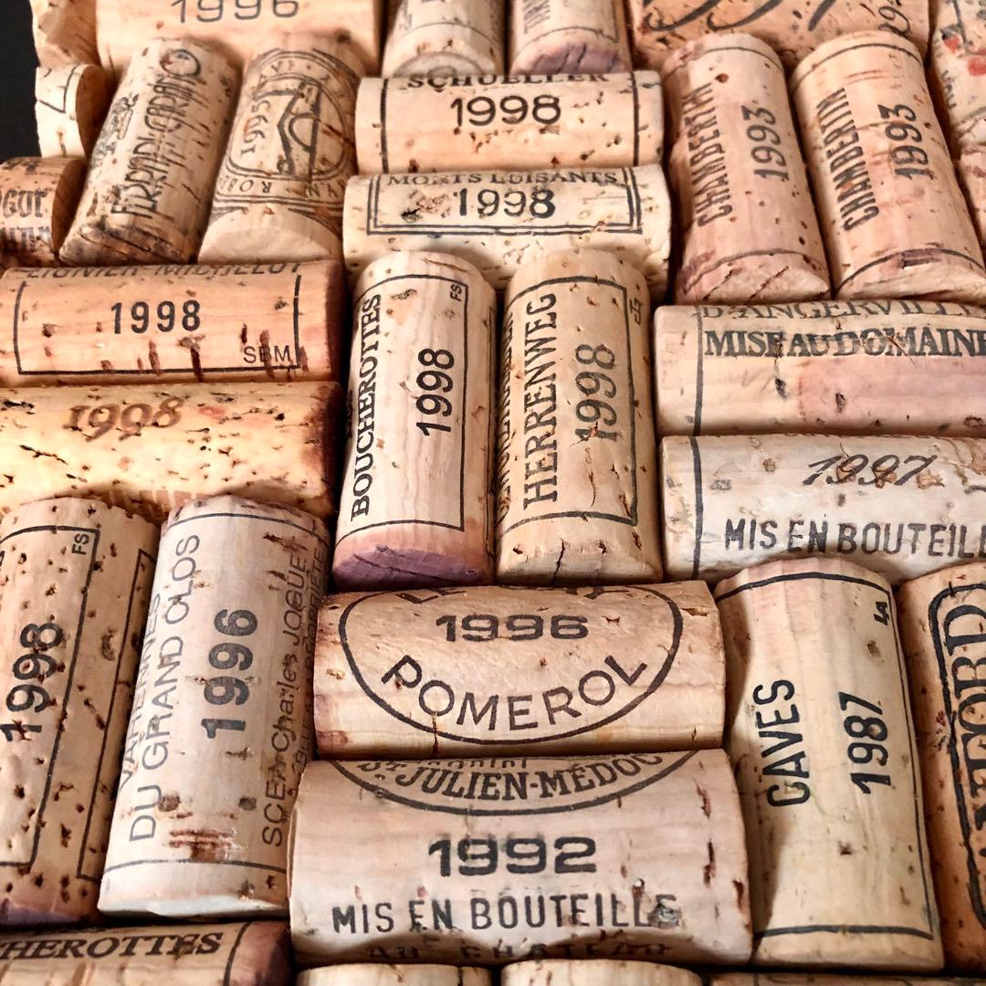 ヴィンテージワインコルク　 コルクアート エレキギター　ハンドメイド　インテリア