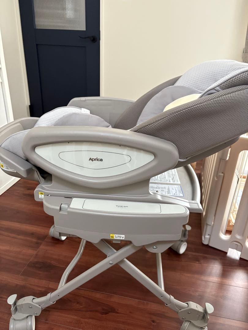 Aprica YuraLism アップリカ　ユラリズム