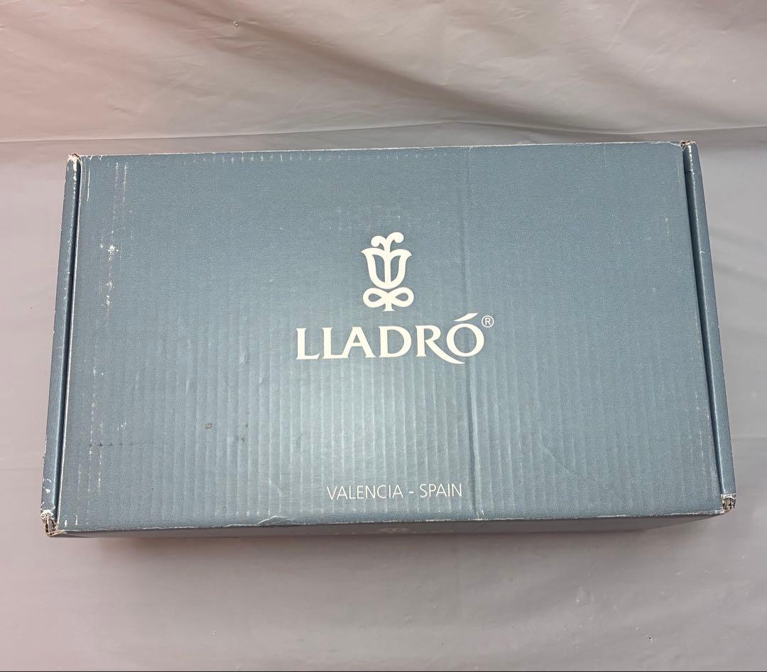 LLADRO リヤドロ 【甘い香り】6918