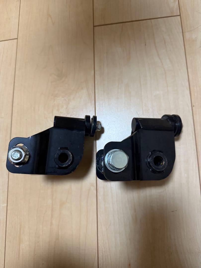 50プリウス　シルクロード　リアロアアームオフセットブラケット