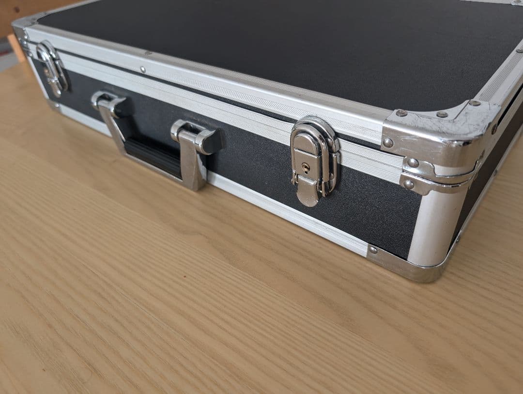 【どんくん】BOSS ME-50 ギターエフェクター（ケースおまけ）