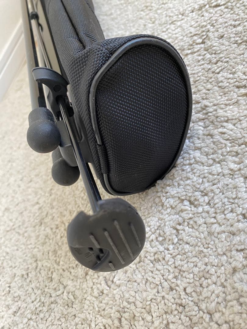 【極美品】タイトリスト ゴルフ セルフスタンドバッグ BK ブラック×レッド