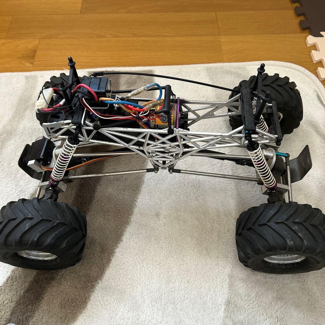 ラジコン　ウイリーキング　クローラー