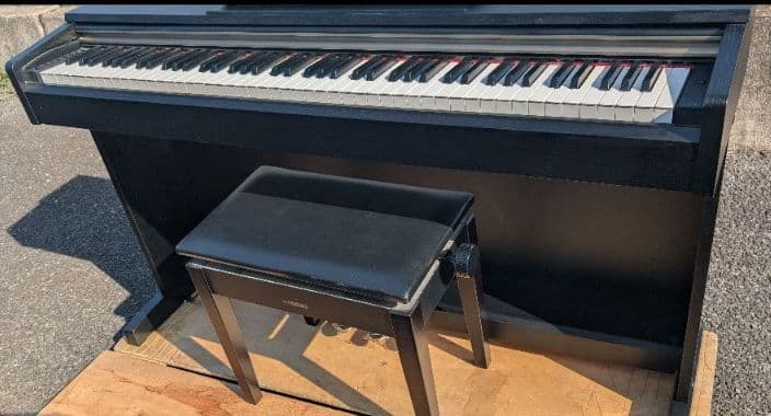 送料込 YAMAHA 電子ピアノ ARIUS YDP-161R 12年製激美品