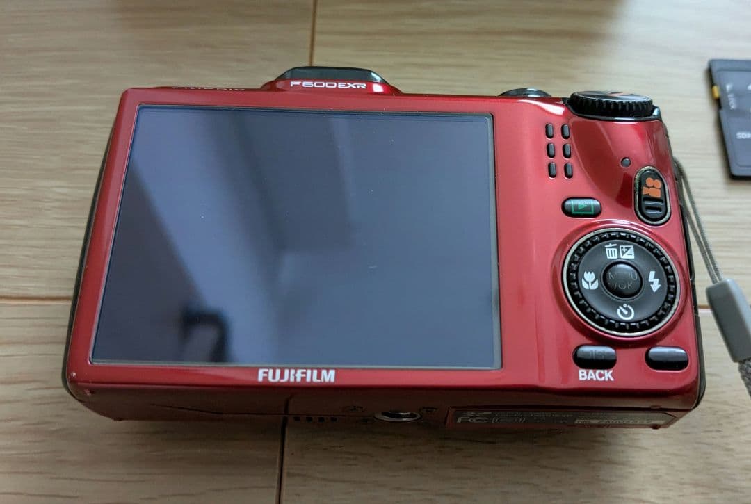 FUJIFILM FINEPIX【F600 EXR】デジタルカメラ/デジカメ