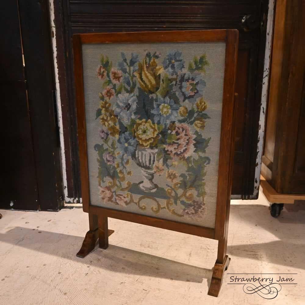 L3710-82 英国アンティーク ファイヤースクリーン カフェテーブル ポワン