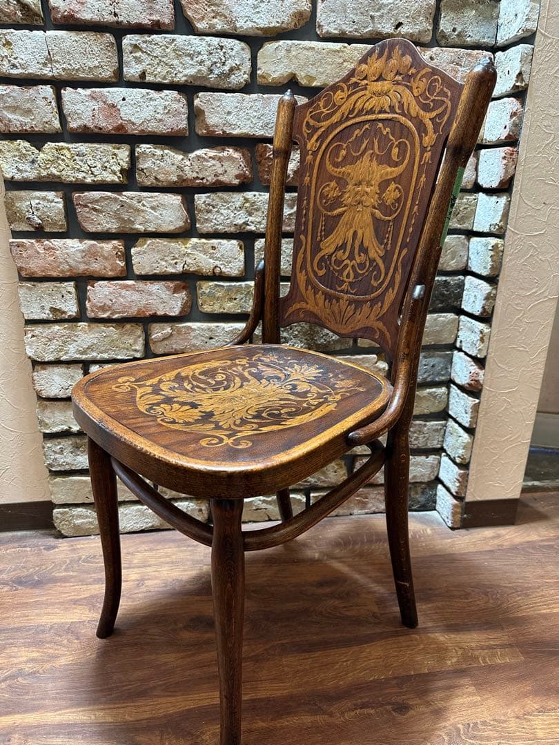 ヤコブ＆ヨーゼフ・コーン社　ウィーン工房製　ヴィンテージチェア