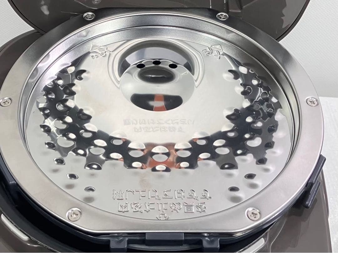 【展示品】象印 NP-GL05-XT ステンレスブラウン 3合 IH炊飯ジャー