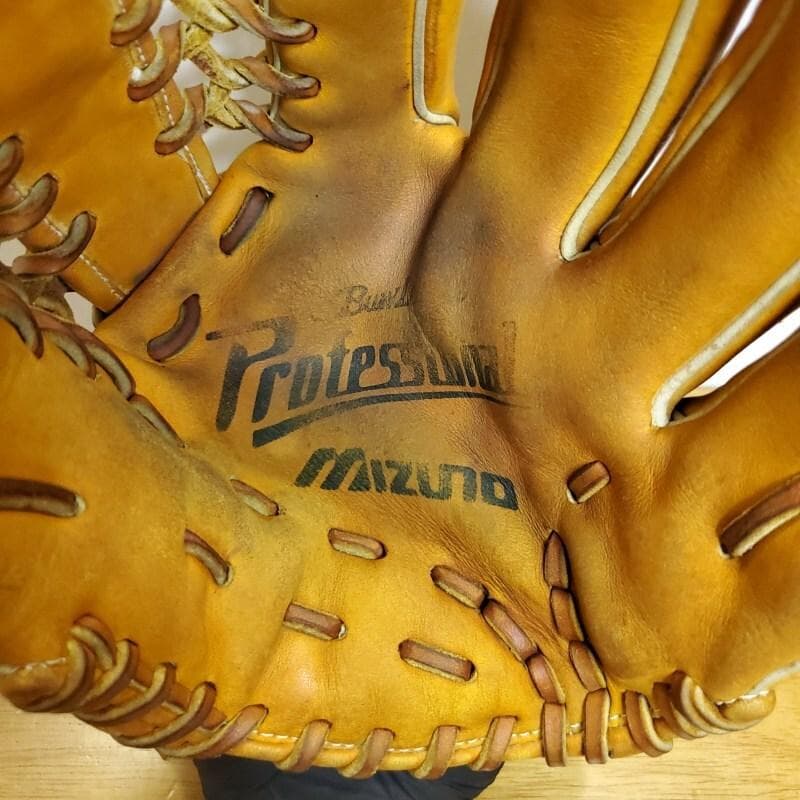 ミズノ イチローモデル プラチナラベル 児童用 外野用 軟式グローブ