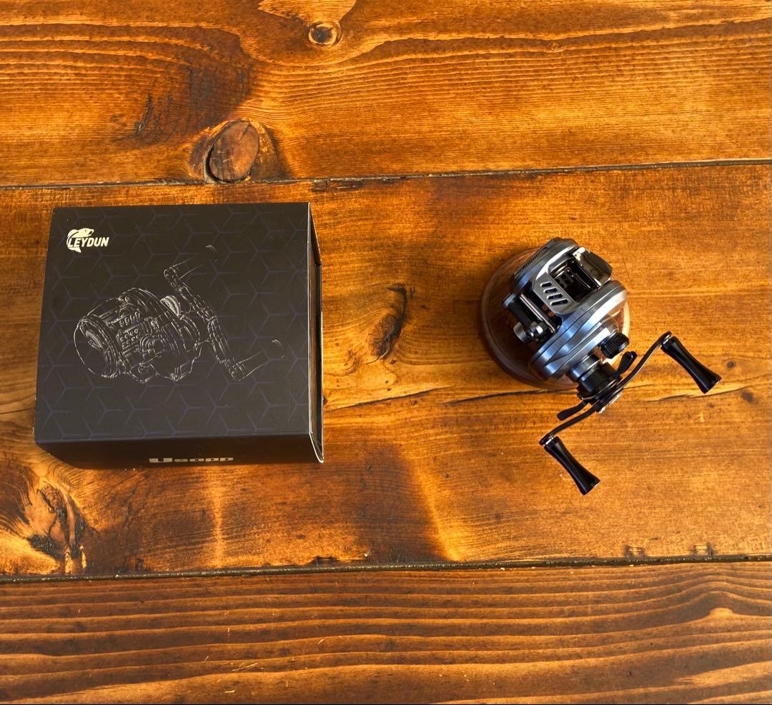 ベイトフィネス　丸型　ベイトリール　渓流釣り　バス釣り　30φ レフトハンドル