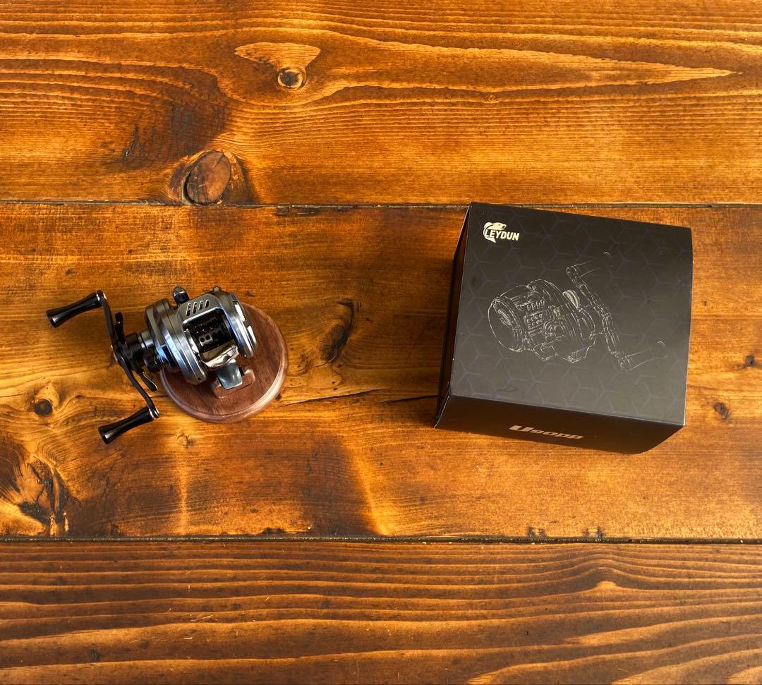 ベイトフィネス　丸型　ベイトリール　渓流釣り　バス釣り　30φ レフトハンドル