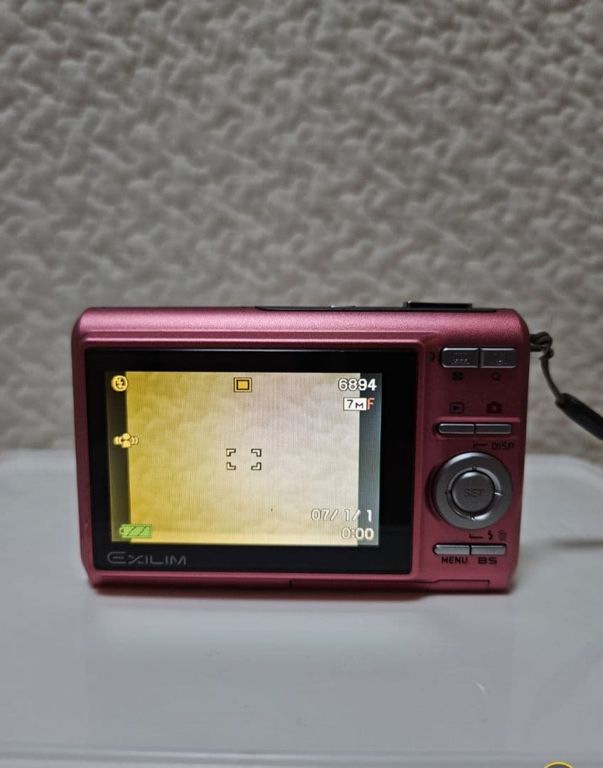 CASIO カメラ　エクシリム　EX-Z75 ピンク　コンデジ　動作品