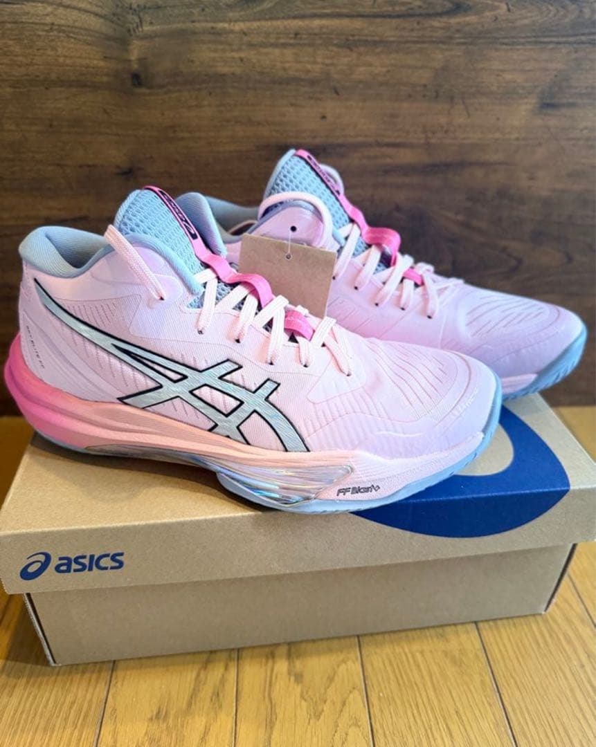 高橋藍使用 「SKY ELITE FF MT 3 FUTURITY」 25cm