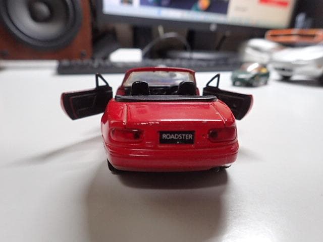 GATE 1/18 マツダ ユーノス ロードスター シルバー外3点セット