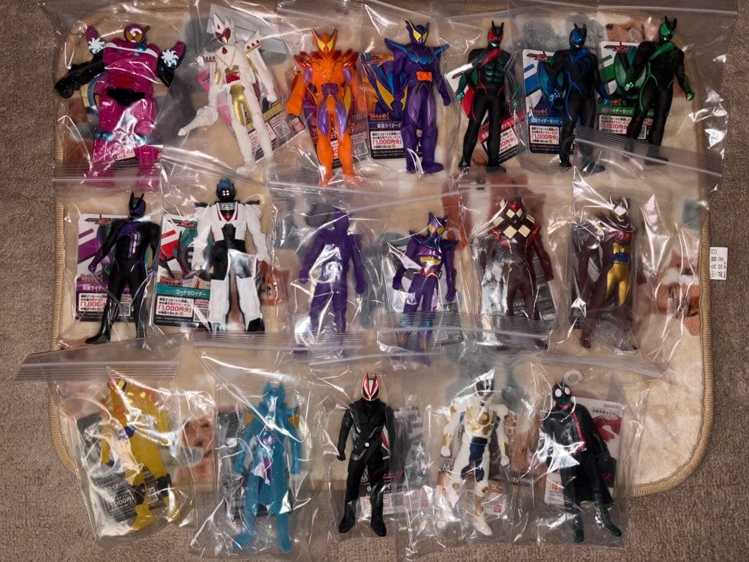 ⭐︎最終値下げ⭐︎ ライダーヒーローシリーズ　仮面ライダー　ソフビ　限定　63体