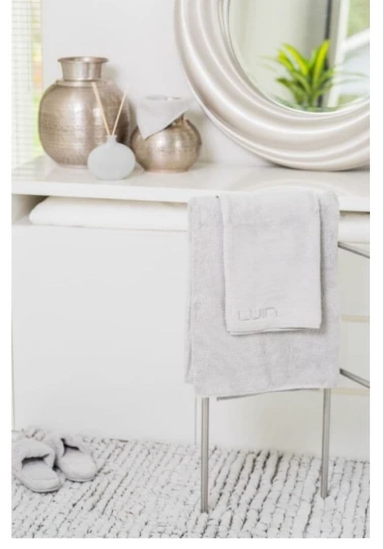 ルインリビング（Luin Living）バスタオル　パールグレー　Ｌサイズ１枚