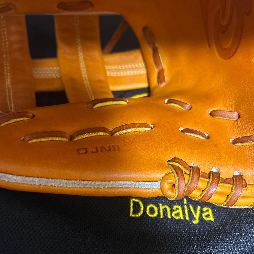 ドナイヤ　グローブ　軟式用　DJNII 内野手
