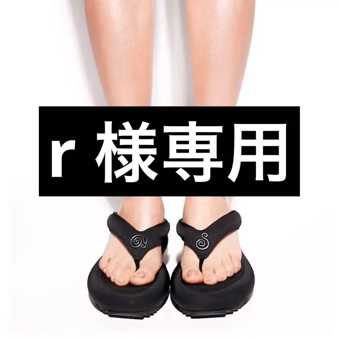 YELLO 【TOKYO BLACK TONGS SANDALS】新品