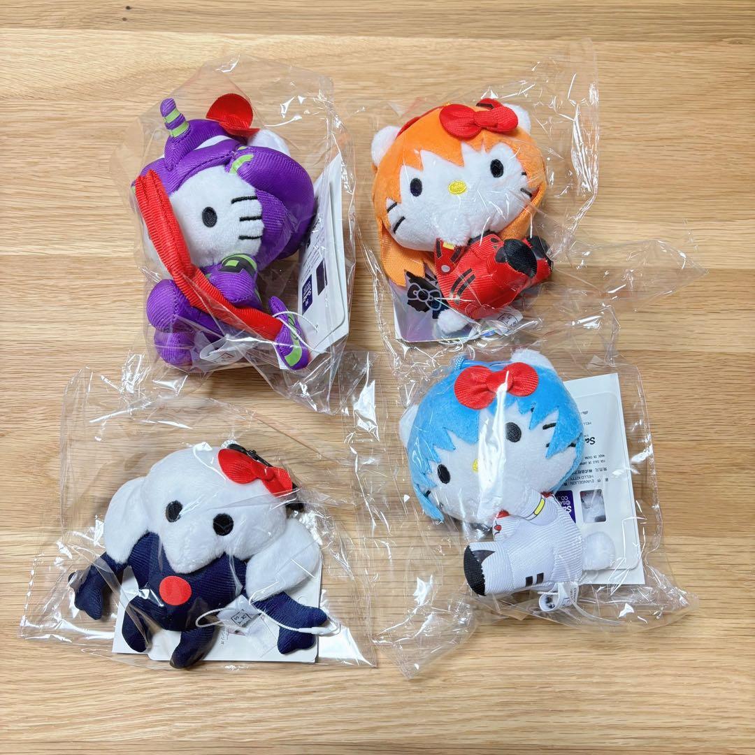【EVA x HELLO KITTY】トイキーホルダ　ぬいぐるみ　4体セット