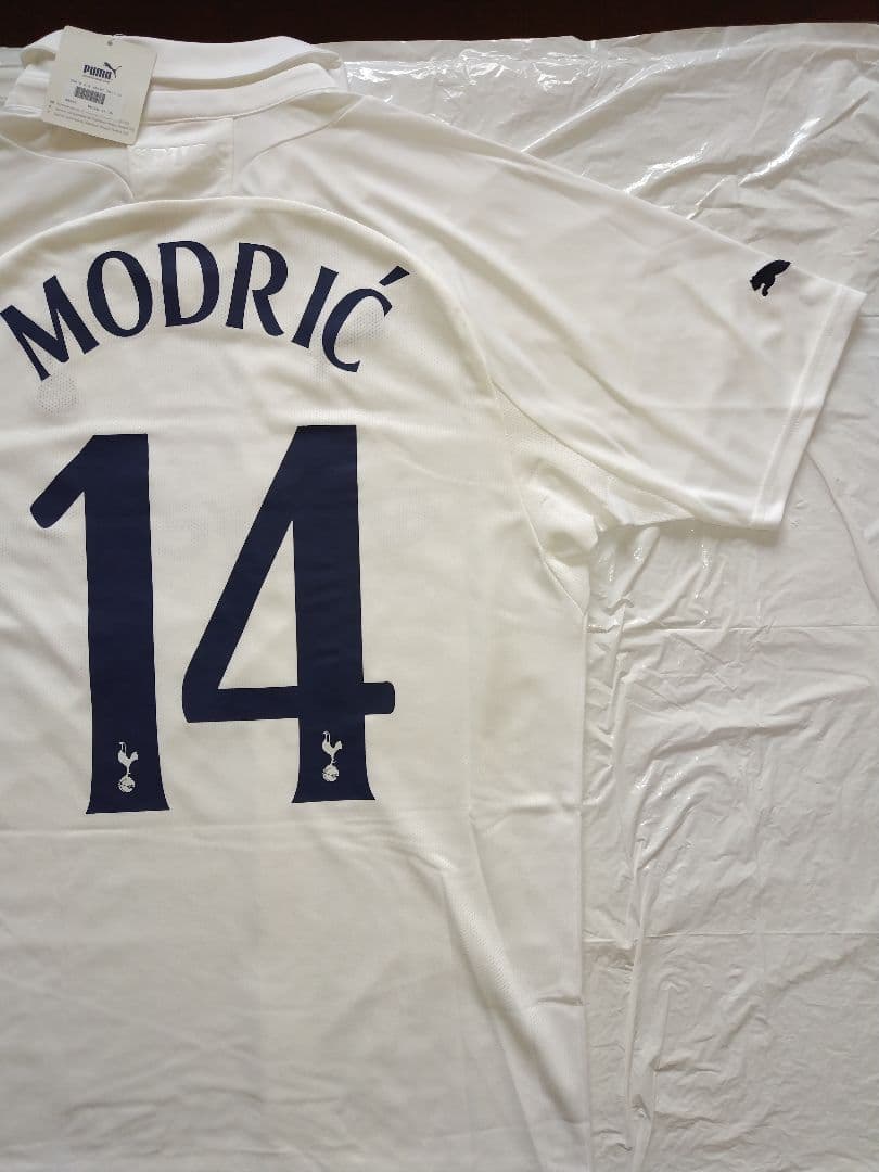 プーマトッテナム11/12カップ戦用 MODRIĆ 14 M サイズ 未使用品